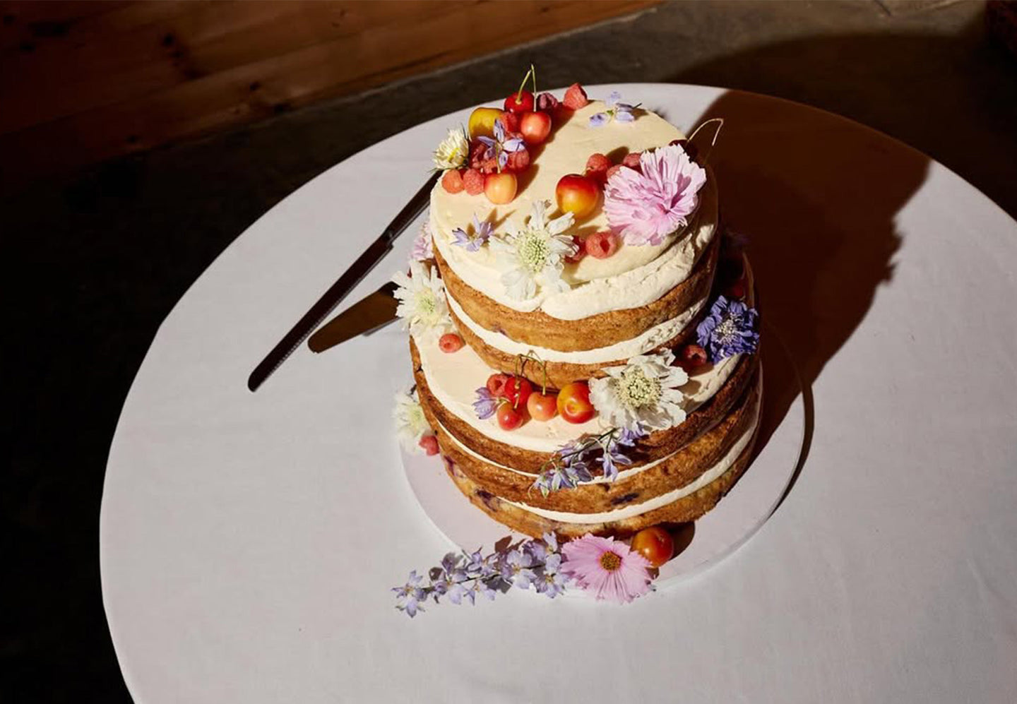 2025 Bespoke Wedding Cake Trends