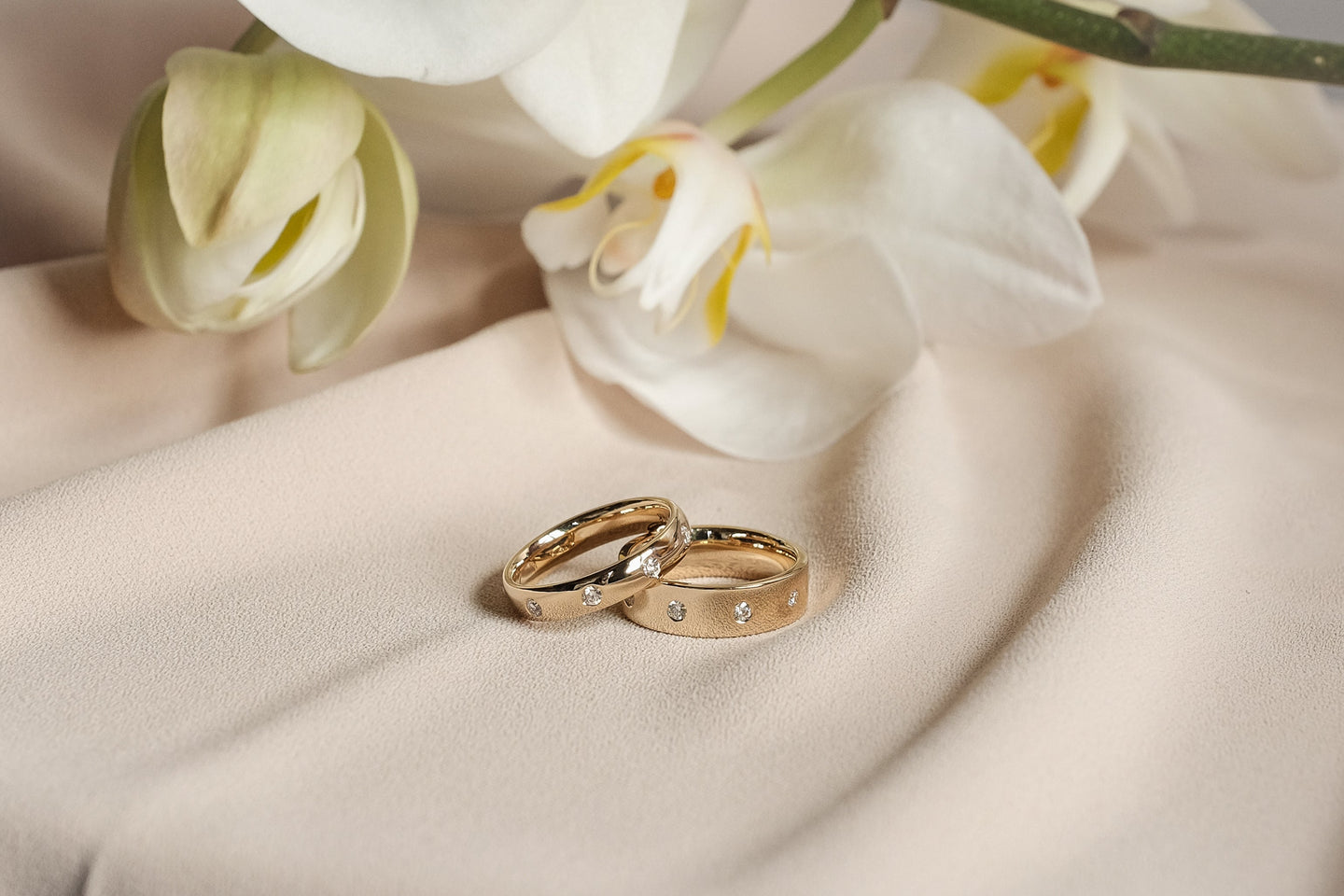 Say it with a bouquet Flowers and Rings