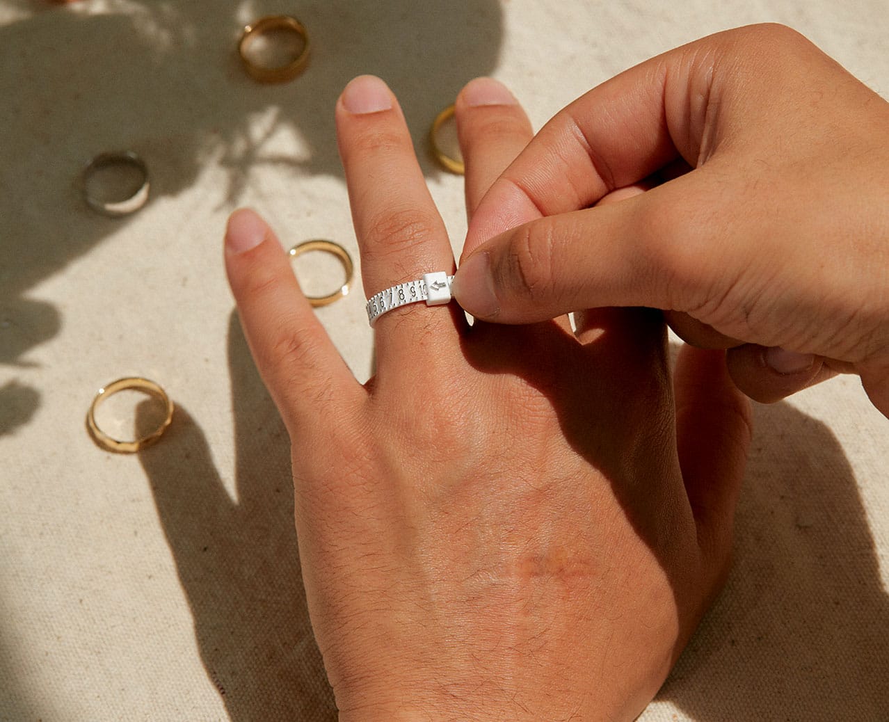How to Use a Ring Sizer